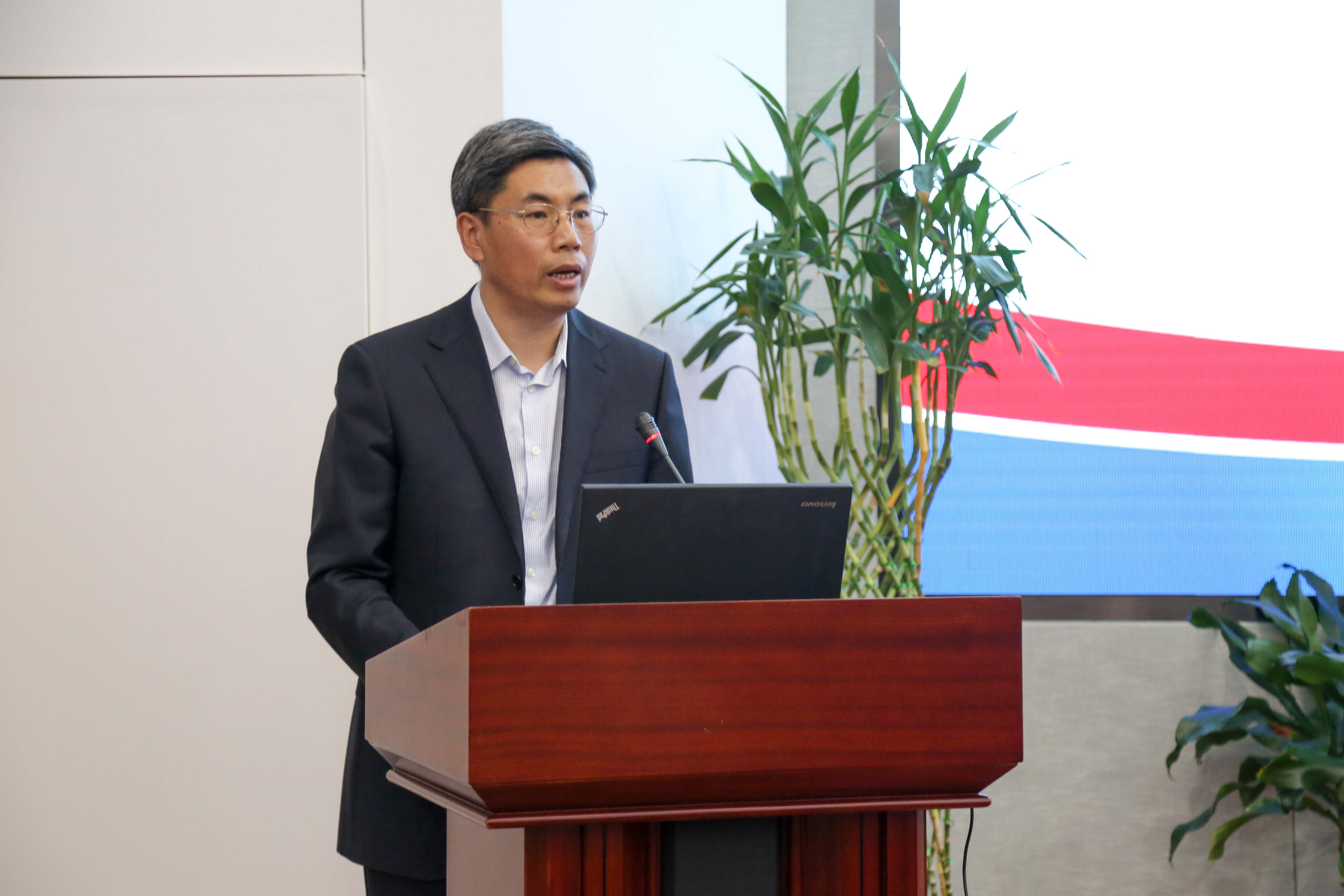 1525939899515010445.jpg 1525939899515010445.jpg