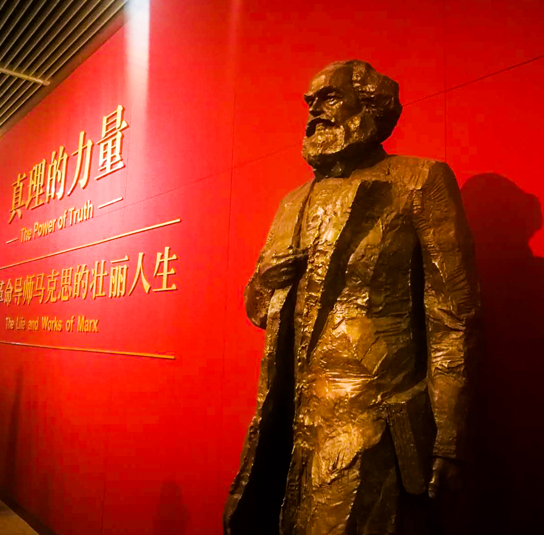 1530859978474089165.jpg 1530859978474089165.jpg